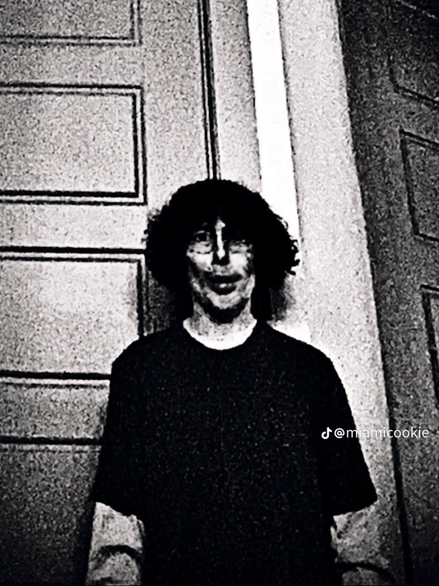 OfficialRollerC's tweet photo. URGENT!
Hey just here to inform you that https://t.co/fshW80ThYt