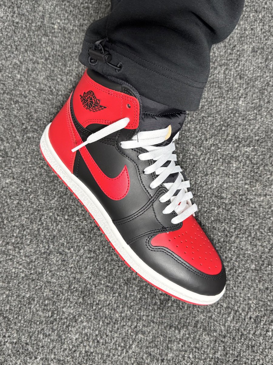 jordan 1 with white laces