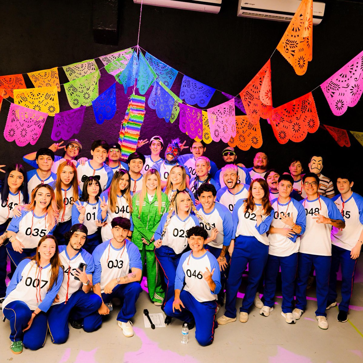 samyriveratv's tweet image. gracias a todos los participantes por venir y gracias a ustedes por ver, espero que les haya gustado. estoy muy feliz 🥲🥲