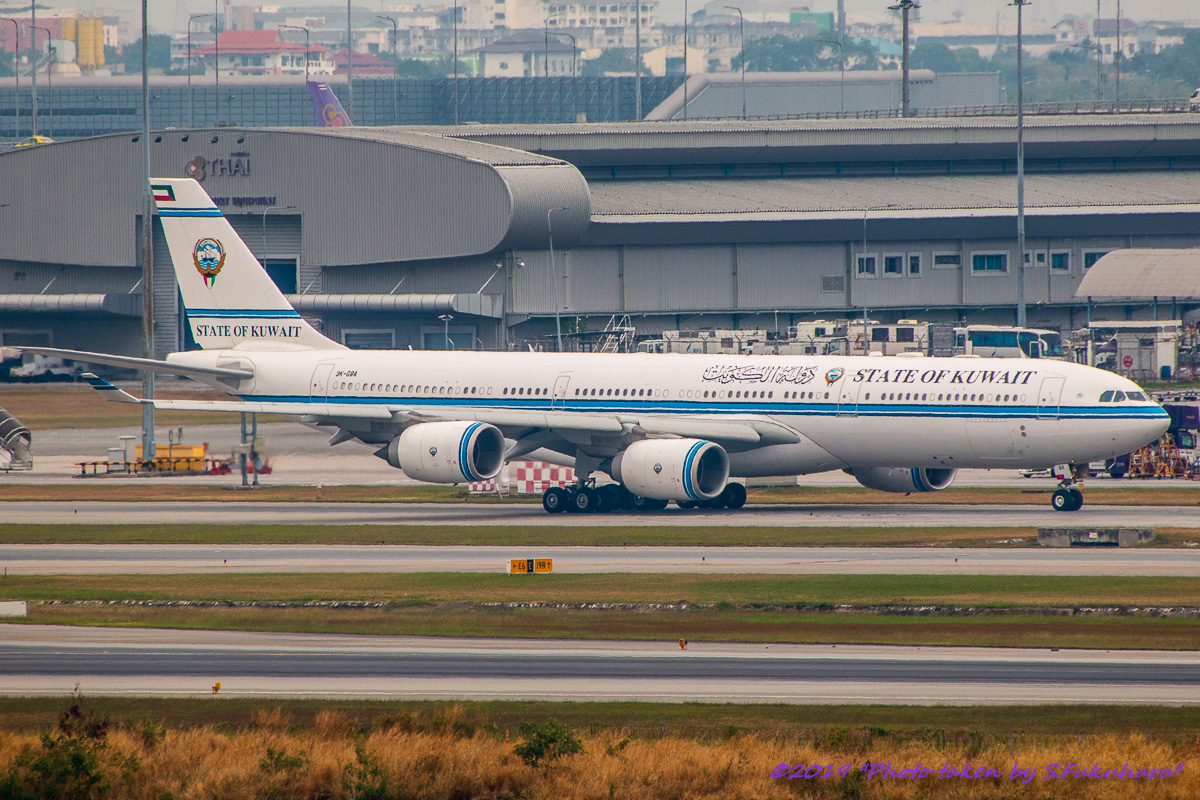 Tga380800's tweet photo. Airline:KuwaitGovernment
Aircraft:A340-500
Remarks:
Locations:BKK
Date:04/01/2019
#BKK #SuvarnabhumiAirport #スワンナプーム空港
#KuwaitGovernment
#Airbus #A340 #A340500
#飛行機好きな人と繋がりたい #飛行機好きな人 #飛行機写真 https://t.co/XQjwigPPVw