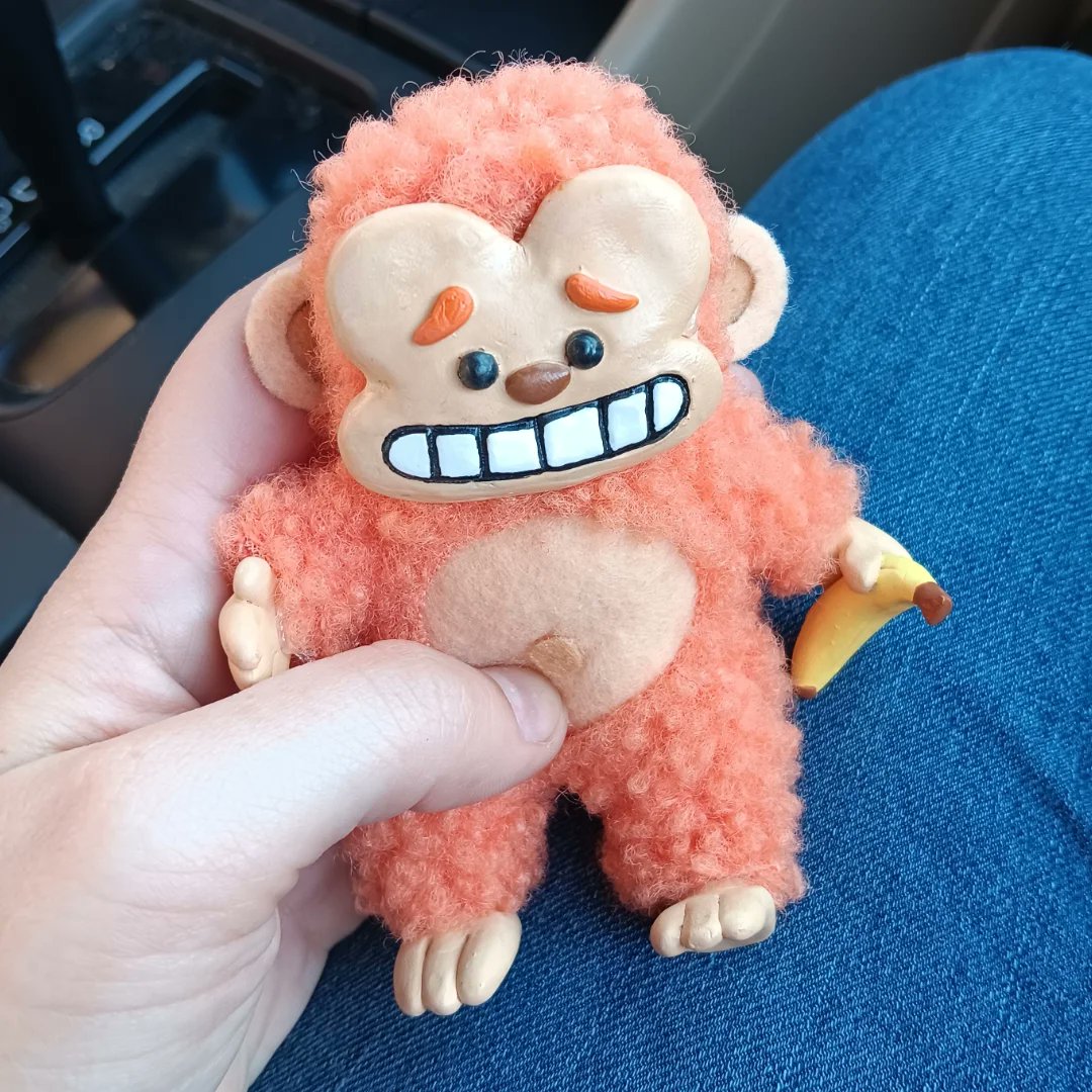 Kittenfishes's tweet image. Little monkey man. 
#clayfaceplush #softsculpture