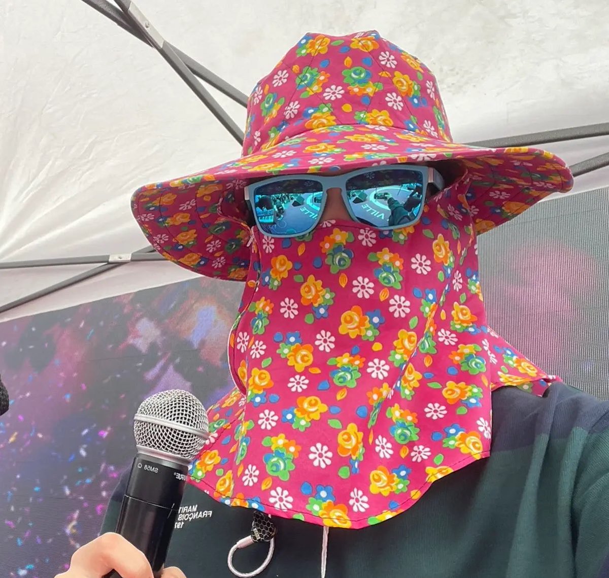 sleepalldayss_'s tweet image. เป็นอะไรก็เป็น เป็นคนดีก็พอ - กฤษฎิ์ งามธนกิจจา 

#krmjtc