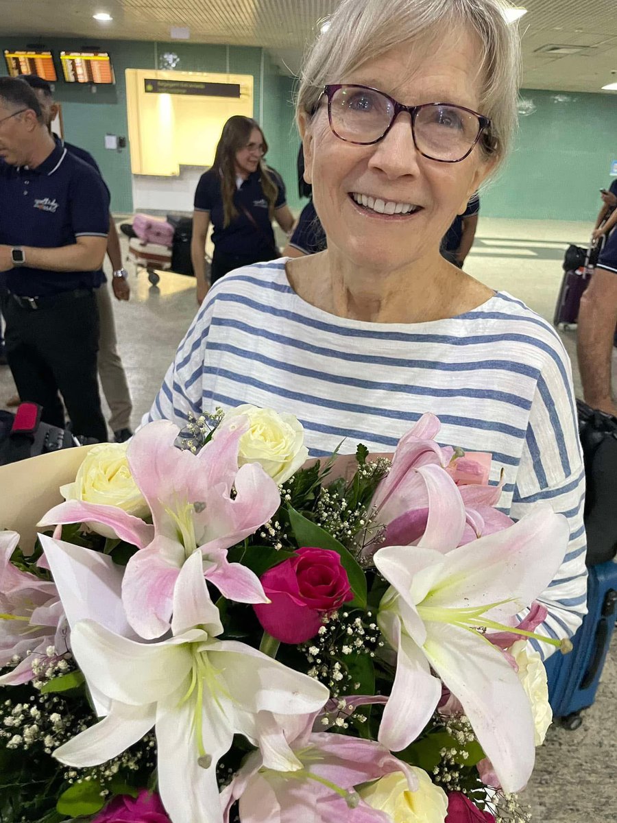 We traveled on an early morning flight to Manaus, Brazil. We had a warm airport reception Friday morning, Feb 7, by the Northwest Brazil Union in Manaus….. the heart of the Amazon region.