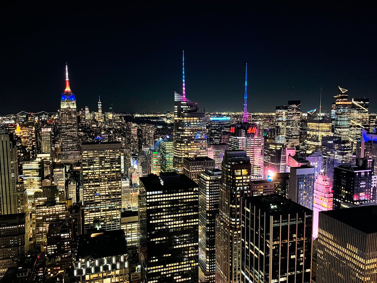 Mrs Nikiteas tweet media