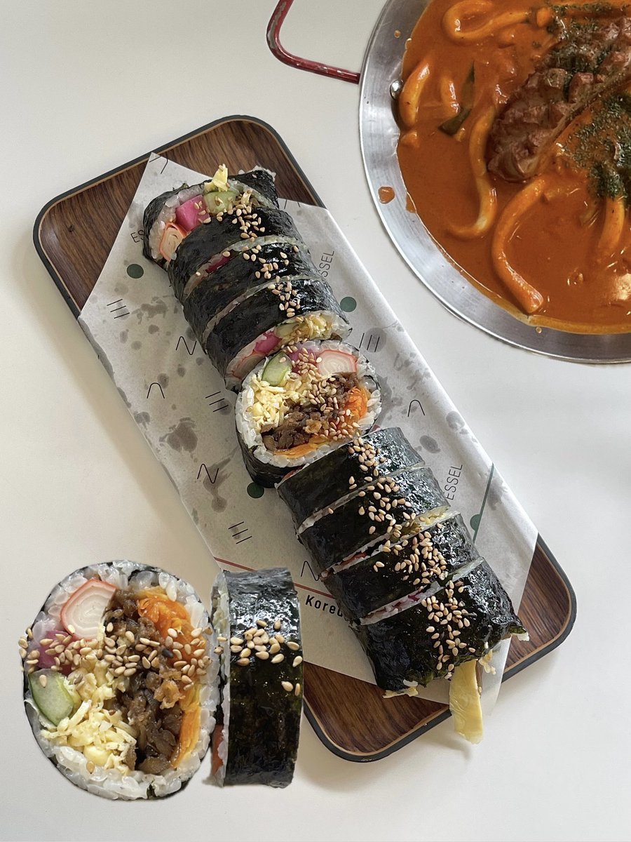 elle ଳ ‧₊˚ ⋅ tweet media