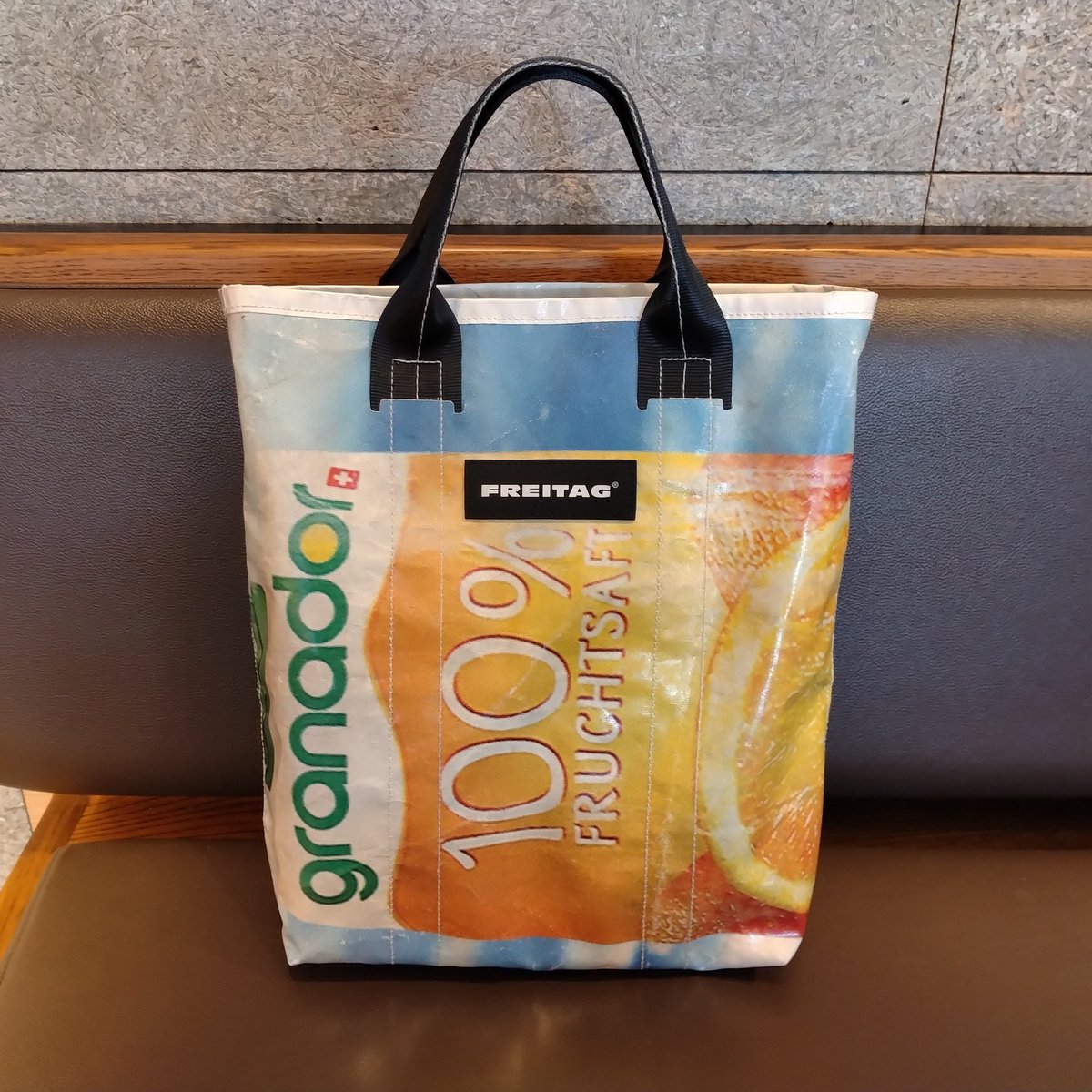 tsuyogoro527's tweet photo. FREITAG F75 LELAND

#frtg #freitag #freitaglab
#f75 #leland
#フライターグ
#リーランド https://t.co/qRZgB5Tx54