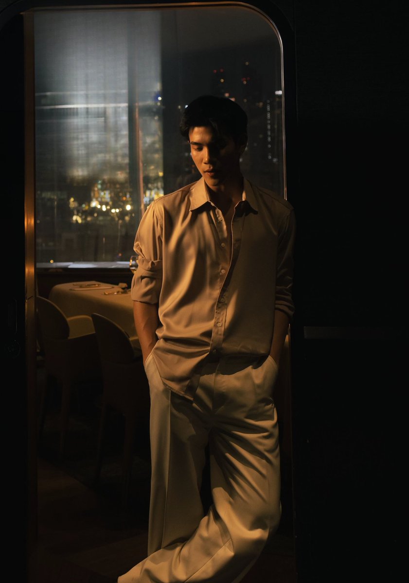 _innerfilter's tweet photo. this genre of nattawat is so hot https://t.co/B6JdgbJ25A