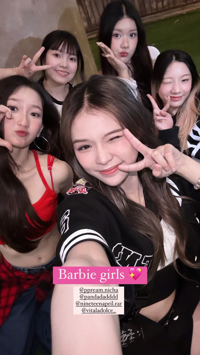 saturngvrl's tweet photo. thank you chuang asia girls alumni who have given them support 🥺🫶🏻
#RISERROOKIESatEMQUARTIER
#preamnicha #acare_ct #jaoyng
#Gen1es #YeanPapitchaya
#pandadadddd #kanompang #vitaladolce_ https://t.co/qtJVinlmCZ