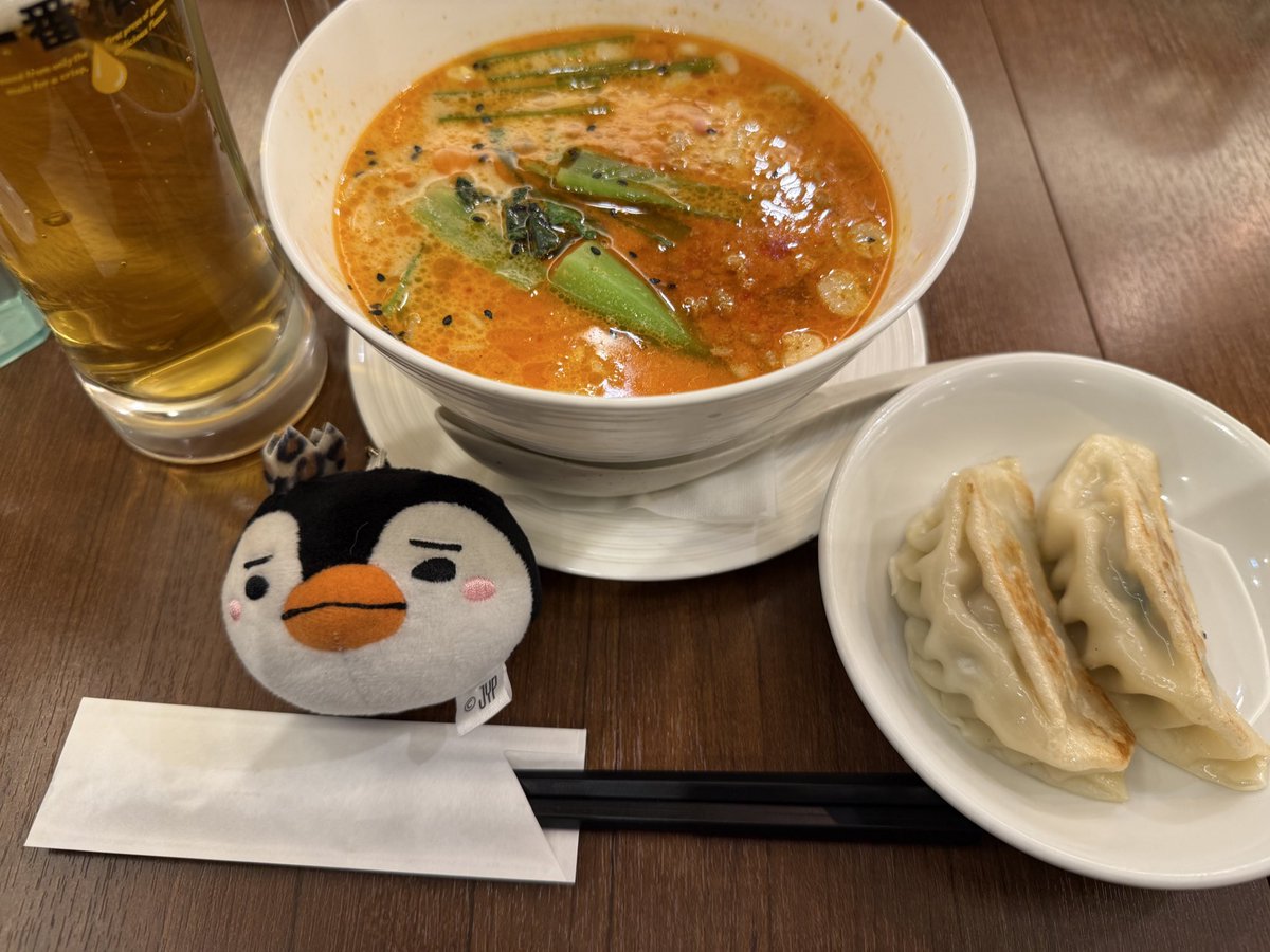 やっと東京着いた🚄
2時間20分遅れ💦
もー疲れたんやけど笑

東京駅でランチしてホッとしてます笑