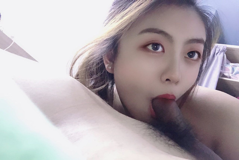 以前和炮友的做爱视频，谁想要看？私信自取，另外找一个新的炮友，同城可约，私信报名 https://t.co/a85Olxwmmc