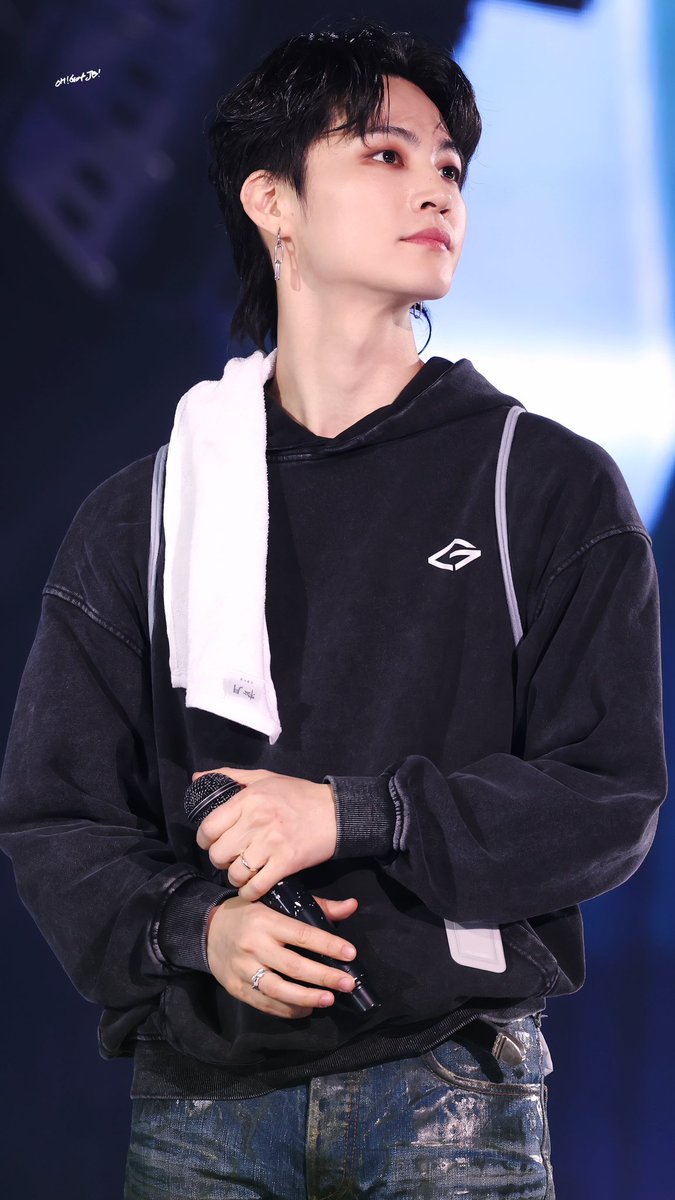 Oh_GotJB's tweet photo. [HQ] 20250131 GOT7 CONCERT 〈NESTFEST〉 Day 1 #갓세븐 #임재범 #제이비 #GOT7 #Jayb #JB 1 week ago 🥹 https://t.co/rnwyT0jkw7