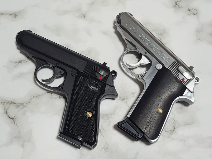 PPK/S用のガス漏れマガジンをまた生やす。バンパーがフラット加工されてたので参考にと。バッサリカットされてる。握った感じは問題なし。これで念願のPPKクラシック風に…。ちなみに実銃の箱出し動画では予備マグはバンパーレス。MARUZENさん、PPK/S用もクラッシックマグ出ませんかね…? 