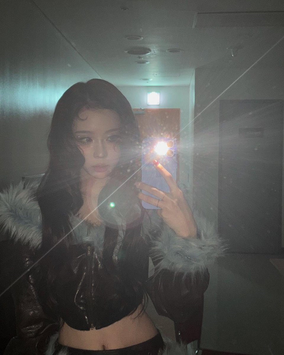 ‏ؘ (@minjeona) on Twitter photo 