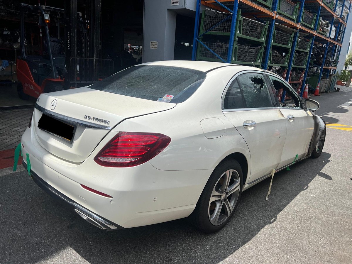 propelauto's tweet image. Mercedes W213 E200 AVG M274920 2017' Car arrived for scrap at #PropelAutoScrapYard 

Come &amp;amp; Grab your needed spares for your E-Class Car🚘🤓🤗

#W213 #Avangarde #E200 #M274 #UsedCars #ExportCars #SalvageParts #SpareParts #OriginalUsed #PropelAuto #MercedesBenz #EClass #GrabFast