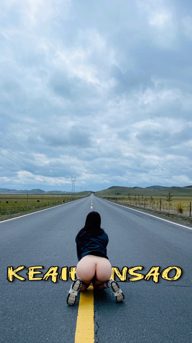 好久没发旅游照啦
今年该出去旅个游了吧
都好发霉了
必须要出去玩玩了
去哪里好呢？ https://t.co/blrd6LpxDs