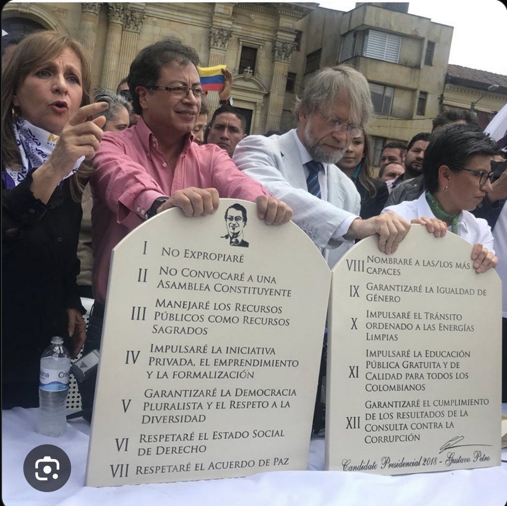 _Hagamos_Patria's tweet photo. Petro Juro y Cumplio  ....  "Manejare los #Recursos #Publicos como si fueran #Sagrados.... Dijo

Tomemos algo sagrado: Ej:  La inocencia de un niño. 
Que hace un terrorista con esto: Lo trata como "Sagrado" - y sagrado para EL es: 

- Lo Secuestra, Recluta/Esclaviza/Vende, #Viola. 

Y si el Niño se trata de volar lo Mata ☠️☠️

A ese nivel, son  coherentes .....