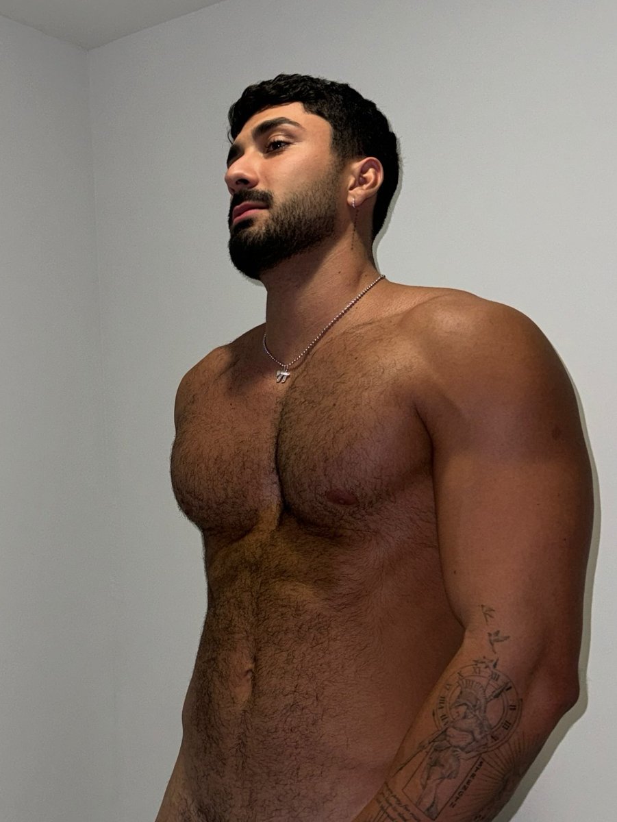 KingZayn tweet media