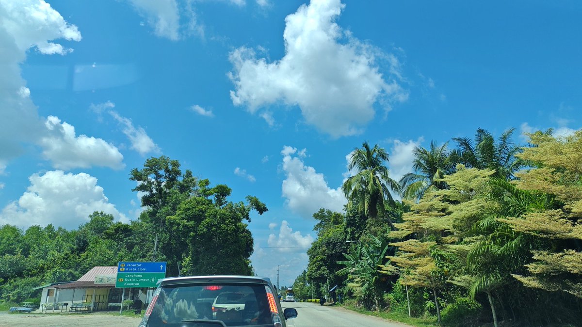 aidilbuzz's tweet photo. @cikgusalamiah YB ada kesedaran nk selesai masalah traffic di Termerloh? https://t.co/CZbE68WUOe