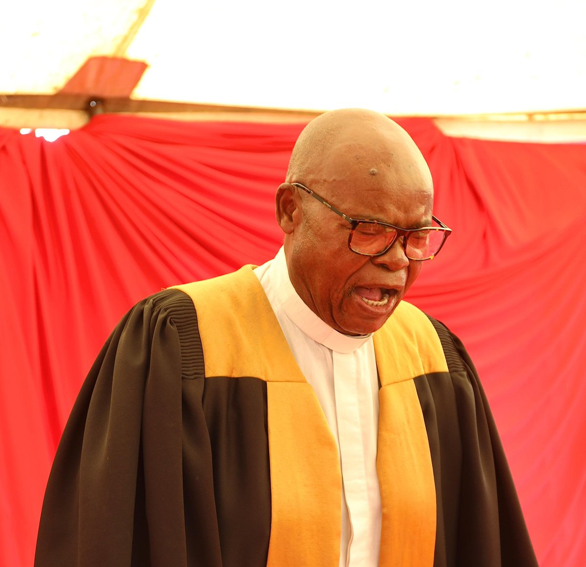 EFFGautengProv's tweet photo. 🚨Happening Now🚨
Today we accompany Fighter Julia Mazibuko to her final resting place. Fighter Julia was a dedicaed community activist, an advocate of transformation and a well seasoned economic freedom fighter.
#RIPJulia https://t.co/z5wVw6INWm