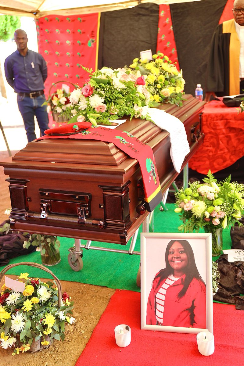 EFFGautengProv's tweet photo. 🚨Happening Now🚨
Today we accompany Fighter Julia Mazibuko to her final resting place. Fighter Julia was a dedicaed community activist, an advocate of transformation and a well seasoned economic freedom fighter.
#RIPJulia https://t.co/z5wVw6INWm