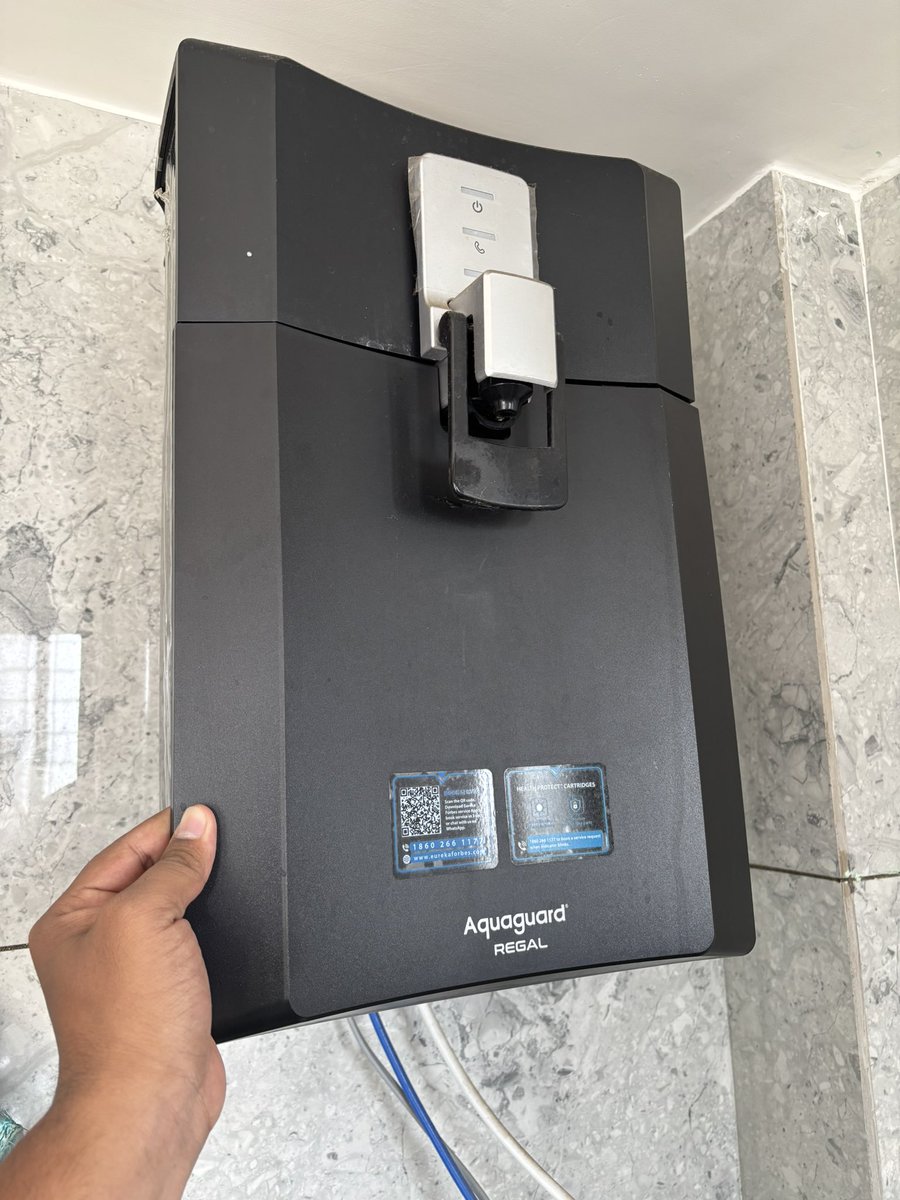 _Call_Me_J_'s tweet photo. I have an Aquagard Regal water purifier that is about 2 years and showing red light of service. As per India government new law,right to repair is a customer right. However,spares for this purifier are not available in the market.When I applied for service complaint @EurekaForbes https://t.co/CIkEVA3dvA