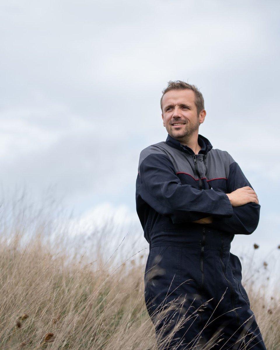 Chez FaireFrance, nos agriculteurs sont les véritables jardiniers de notre patrimoine naturel. Leur engagement envers une agriculture durable préserve non seulement la biodiversité, mais aussi la beauté de nos campagnes, essentielles à l'identité de nos régions 🌾💚