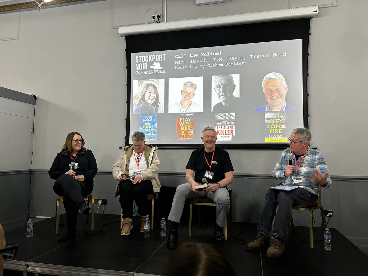 erskine_fiona's tweet image. Riotous laughter at @StockportNoir as @TrevorWoodWrite @grahambartlett @mariwriter help @Tinap66Payne summarise her own book #Playwithfire without spoilers #severedhand