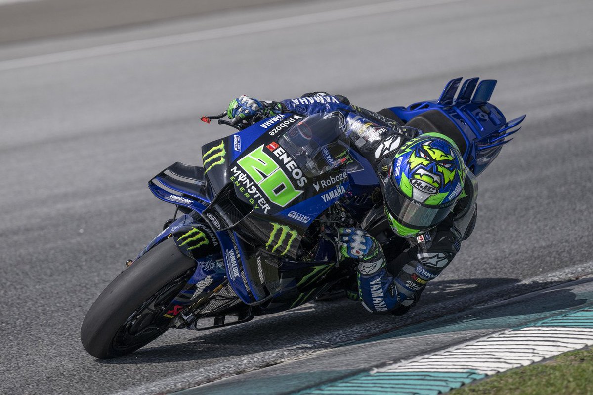 A-t-on roulé plus vite que jamais au #SepangTest ? C'est vrai pour trois constructeurs ⤵️

Yamaha 🔵
Test 2025 : 1'56.724 (Quartararo)
Précédent record : 1'57.525 (Quartararo, test 2024)
-0.801s

Honda 🟤
Test 2025 : 1'57.204 (Zarco)
Précédent record : 1'57.374 (Mir, test 2024)