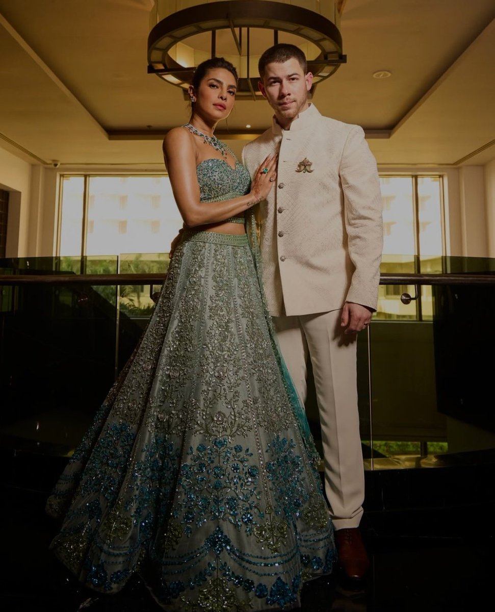 Priyankafiless's tweet photo. them❤️‍🔥
#PriyankaChopra #NickJonas https://t.co/gRU3Yzeo2x