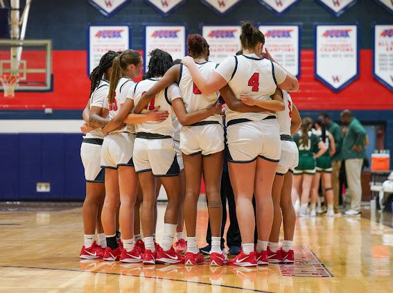 TCCAA HOME GAME &amp; ALUMNI DAY
❤️💙❗️ 

🆚 Volunteer State 
📍 Morristown, Tennessee 
🏟️ Z Buda Gymnasium/Carley-Kragel Court   
📅 Saturday,February 8th
⏰ 2:00 p.m. ET
📺 wsccathletics.com/information/Ga…
🎟️Free Admission 

#WaltersState | #Wally