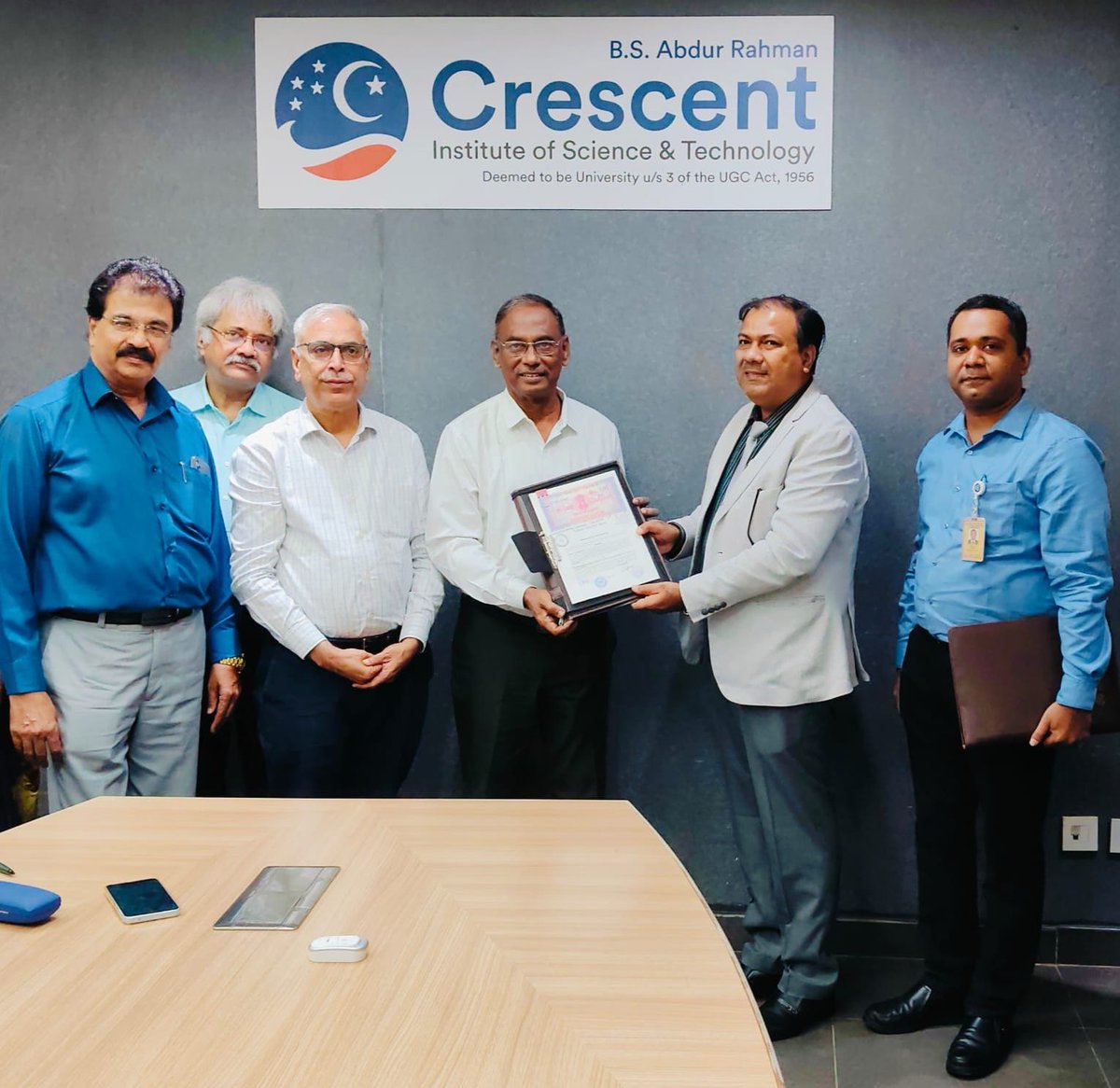 psuconnect's tweet image. Indian Overseas Bank Signs MoU with B.S. Abdur Rahman Crescent Institute to Launch Cybersecurity Hackathon...

psuconnect.in/memorandum-of-… 

#Chennai #IndianOverseasBank #CybersecurityHackathon #InnovationInBanking #FinancialTechnology #ErnstAndYoung #BankingInitiatives #MoU