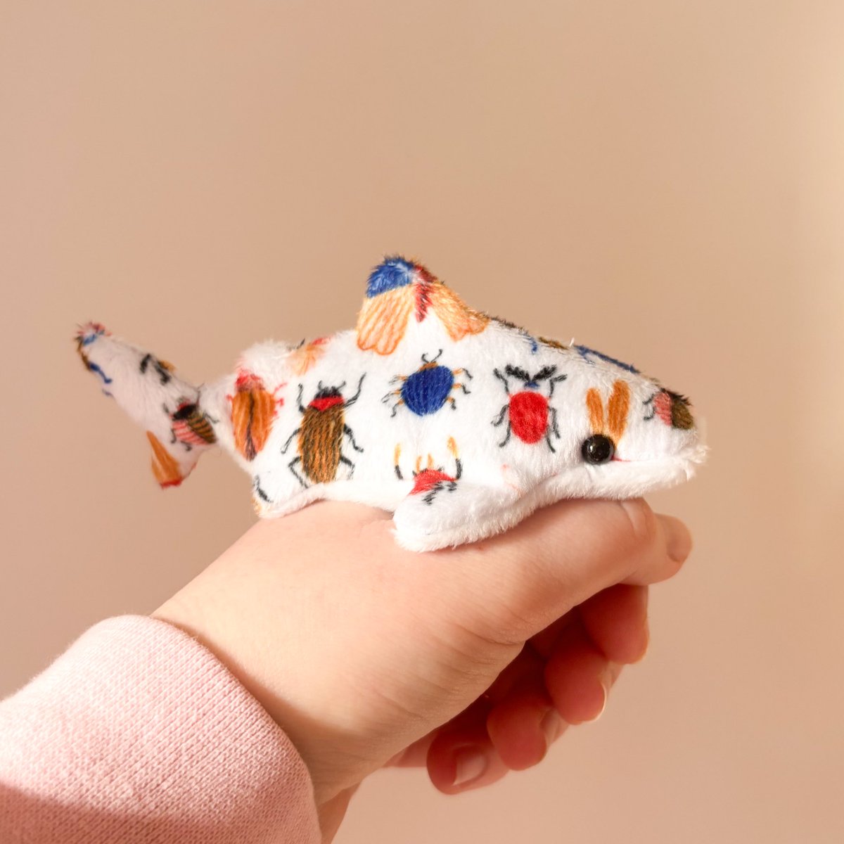 lyricstitches's tweet image. Bark (bug shark)