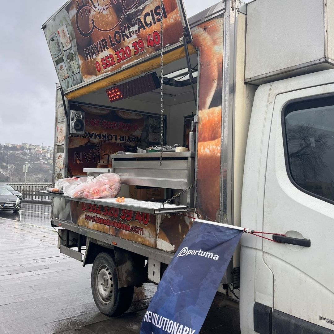 PORFoundation's tweet photo. ❄️ A small act of kindness can make a big difference in cold weather!

Today, as Portuma Foundation, we served hot soup to those in need in Eyüpsultan, Istanbul. 🥣💙 We continue to warm hearts with the power of solidarity!

#Portuma #WarmingHearts #PowerOfSolidarity #WarmTouch https://t.co/cRQ1Mu0pvz