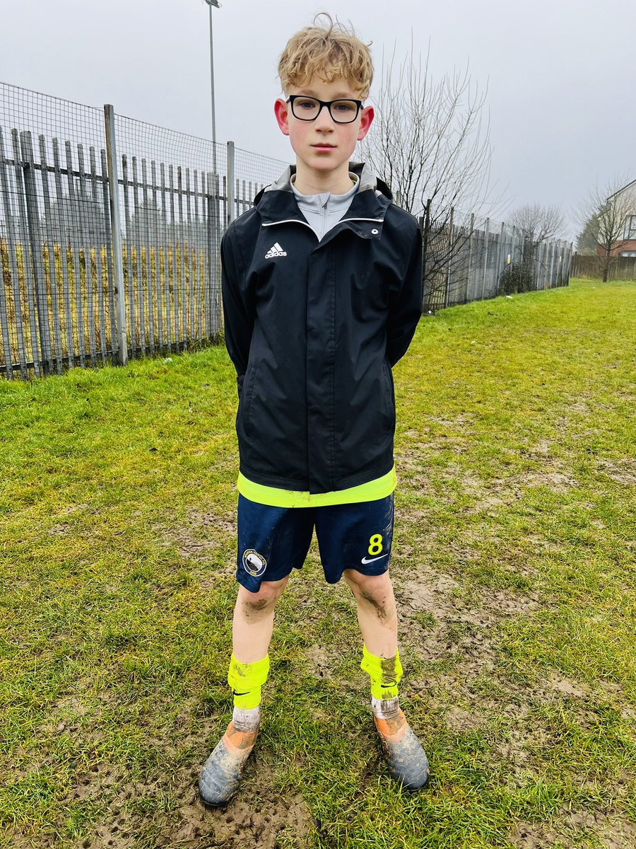 Warden_United's tweet photo. GAMEWEEK 15 - Ellybay Drylining sponsored U14’s MOTM…. #8 Robs 🏆

#wardenunited #grassroots #BYSL #bedfordshireyouthsaturdayleague  #bedsfa #juniorfootball https://t.co/wfXoIWz84K