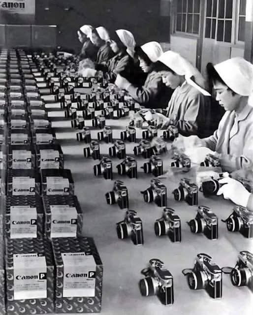 RobertoDoCimbro's tweet image. Canon factory, Japan (1959).