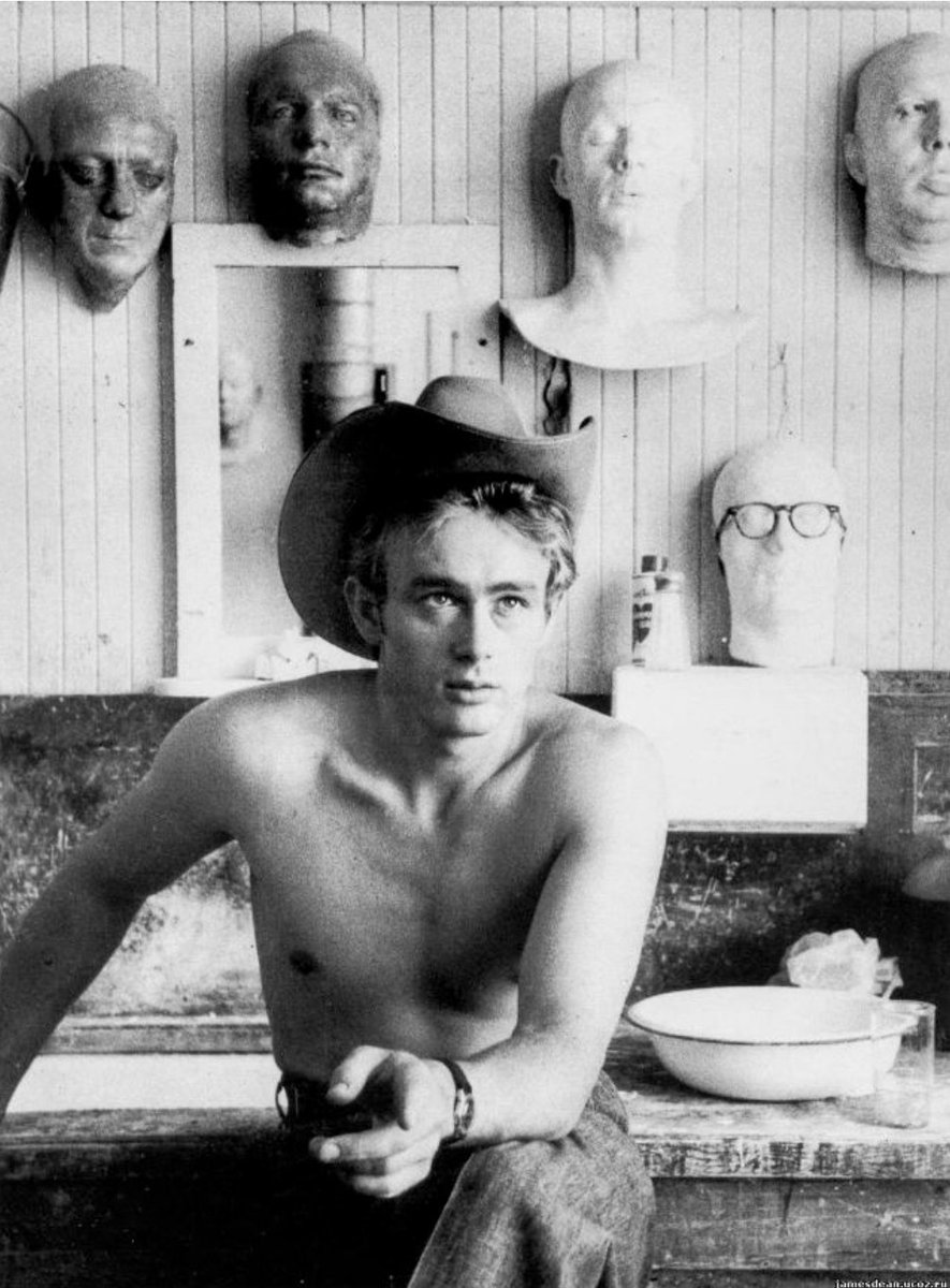Remembering one of the greatest actors of all time, James Dean, on his 94th birthday!