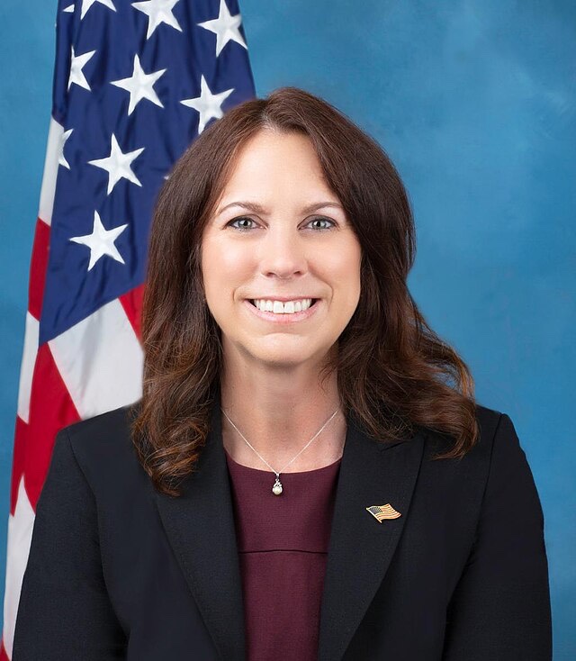 DisavowTrump20's tweet image. 🚨NEW: Donald Trump has illegally fired U.S. Archivist Colleen Shogan without providing Congress a reason for her dismal as required by law.

RETWEET if you stand with Shogan against Trump!