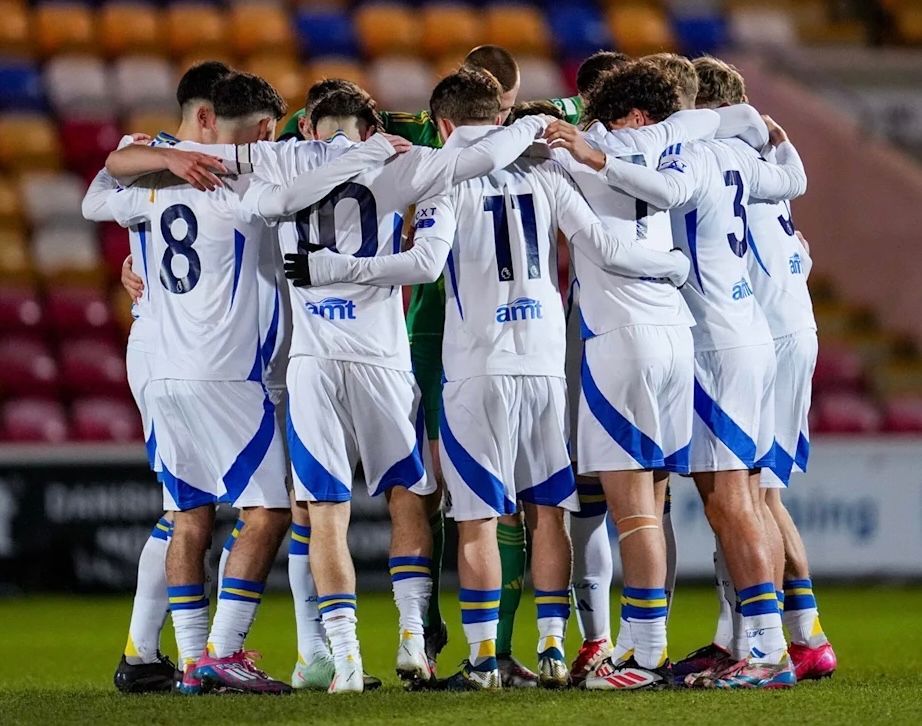 ⚪️ 𝐌𝐀𝐓𝐂𝐇𝐃𝐀𝐘 ⚪️

🆚 Sunderland U18s
⏱ 11am
🏆 #U18PL
🏟 Academy of Light

#LUFCU18s | #LUFC