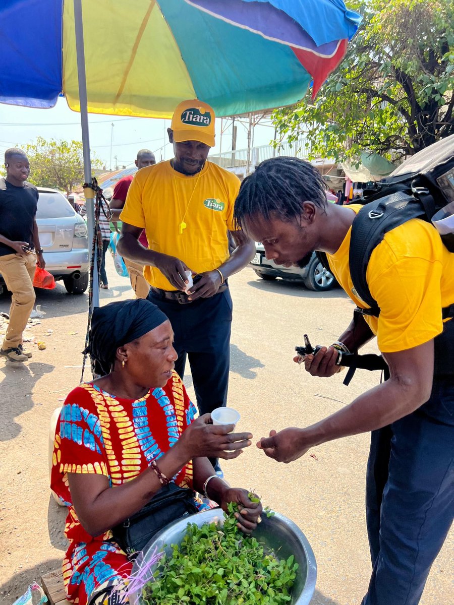 mfh_group's tweet photo. Last week, the #KingFood team visited Brikama, Coastal Road, Serrekunda, & Banjul. We brought Tiara directly to the markets, offering samples & sharing gifts. It was an eventful couple of days connecting with our customers & appreciating their continuous support! #FosterClarks https://t.co/v9ER4QTheO