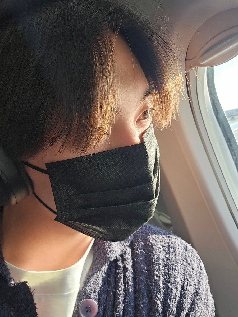 offclASTRO's tweet photo. ひさしぶりに にほんに いきます！
なんだか どきどきしちゃう‼️
アロハまっててね おれがいくよ！움하하하하
(ついたら ロハと和牛がいる) https://t.co/EV3ReVi6Oo