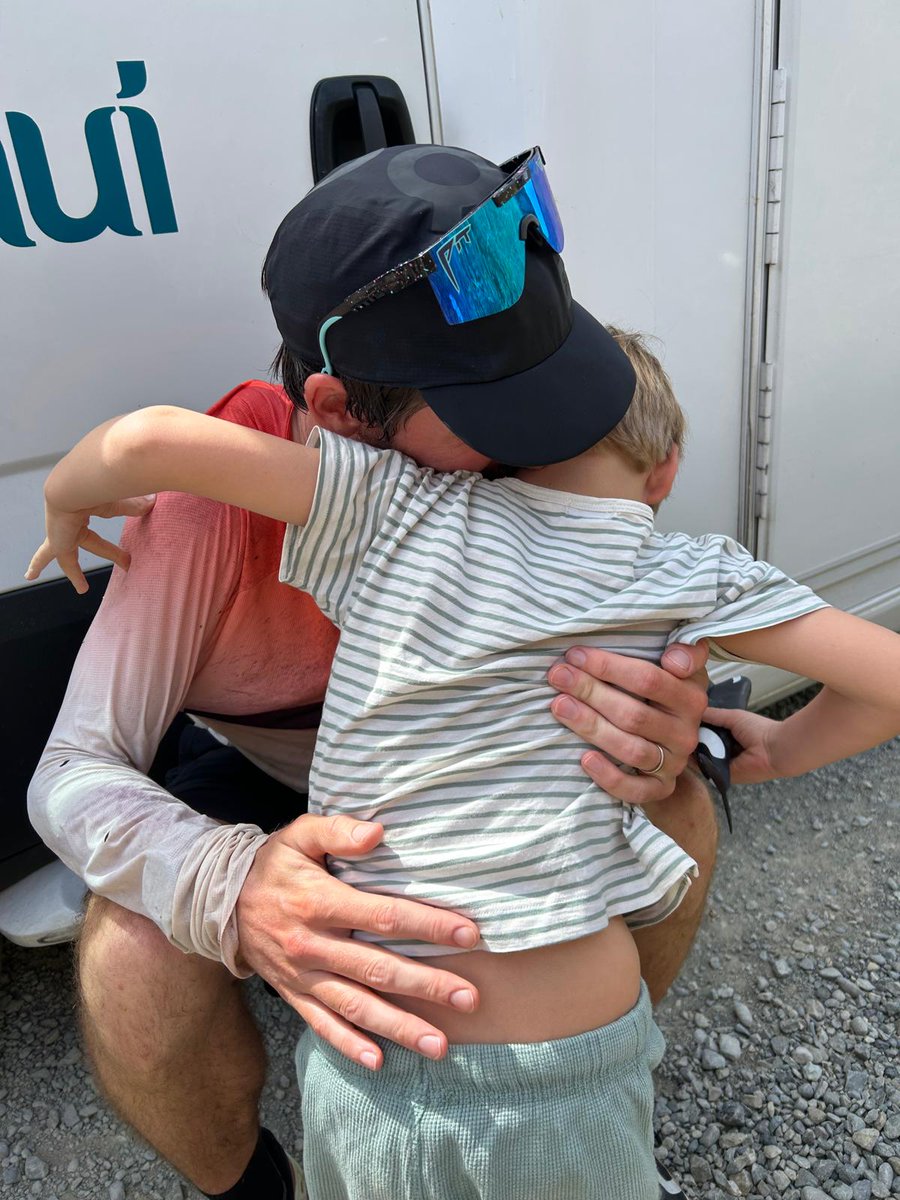 FrankDecorte's tweet image. Day 25 (93km) - 2292/3100km
Due to less internet connection we didn't receive new pics of #KarelSabbe 
Luckely the tracker on the #FKT on #TeAraroa is working excellent. Go Papa!
live.adventuretracking.be/te-araroa