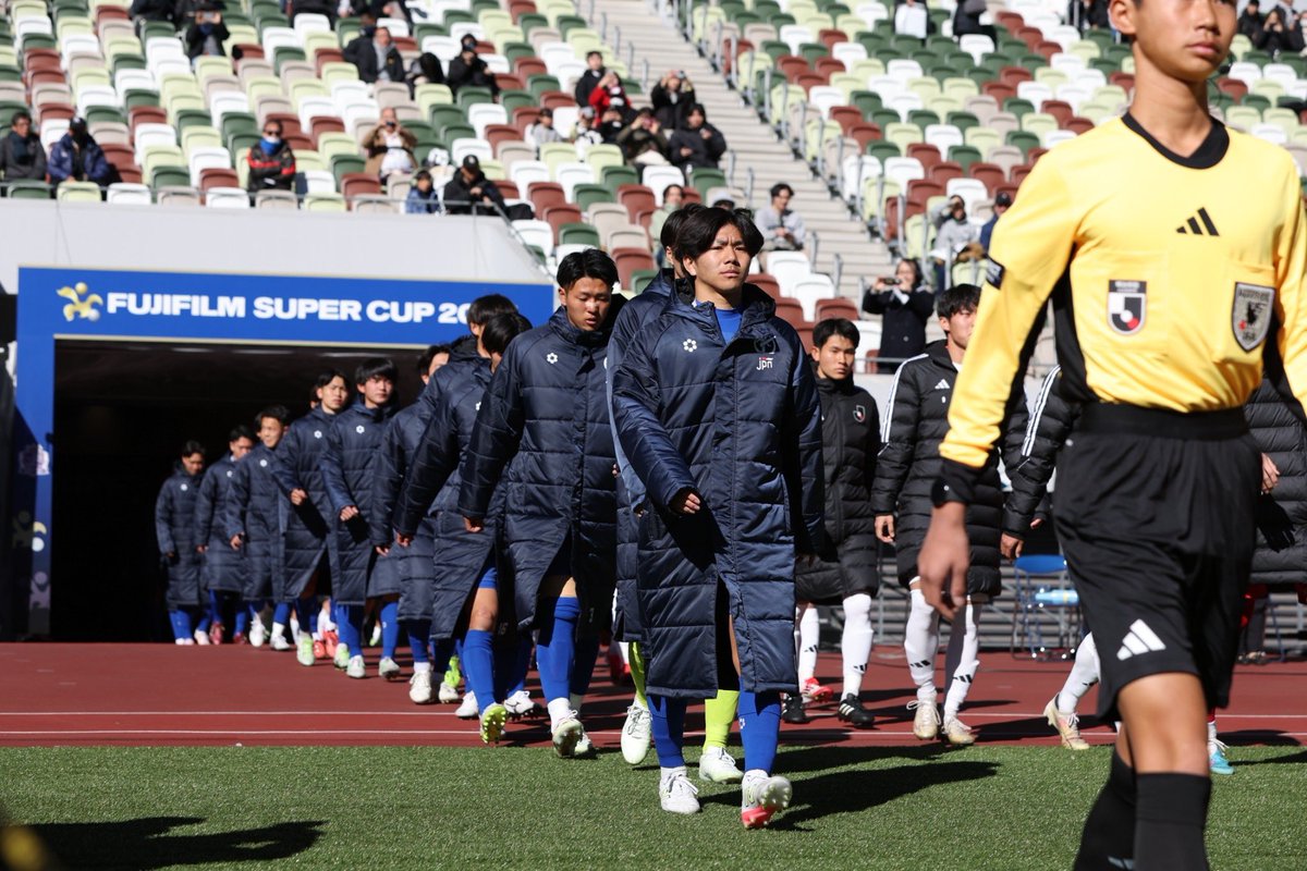 サッカー日本代表 俵積田晃太選手 着用スパイクをピックアップ