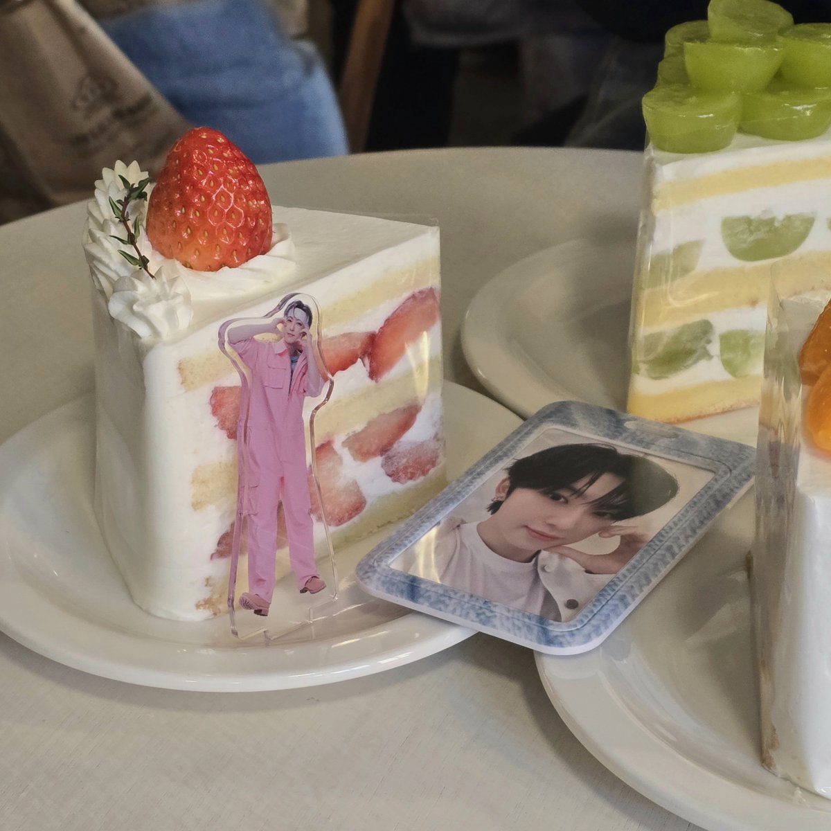 리더즈를 사랑하는 모임💗🫶

#후마니머거
#의주야_신의주신맛_먹어볼래