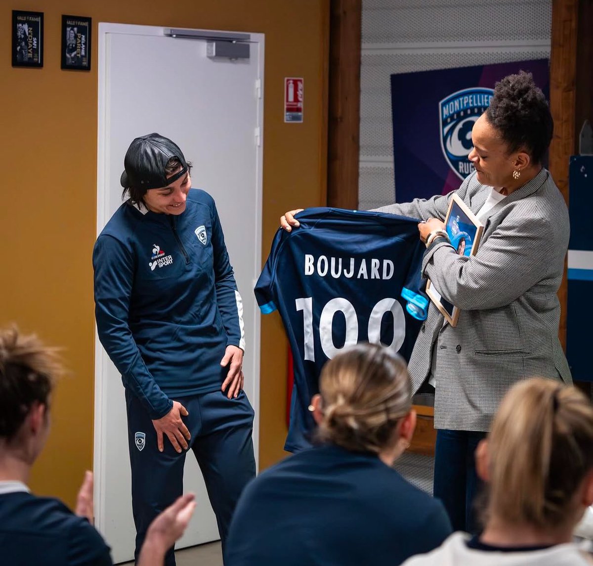 #Happy|| Après ses 5️⃣0️⃣ sélections en équipe de France 🇫🇷 de rugby 🏉 Caroline Boujard sapeur-#Pompier au #SDIS de l’#Hérault vient de jouer son centième match avec le <a href="/MHR_officiel/">Montpellier Rugby</a> Caro tu es notre idole 😉

Les sapeurs-pompiers de l’Hérault vous souhaitent un bon week-end