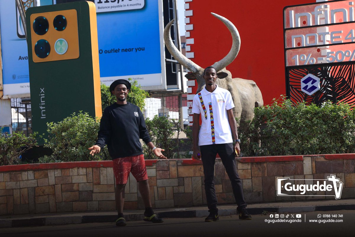 Enroute to <a href="/kikorongolodge/">Kikorongo_safaris</a> in Kasese for the <a href="/EkkulaAwardsUg/">EKKULA TOURISM AWARDS</a> Winners retreat. A stopover at Lukaya market for the street delicacy and amahembe g'ente (Mbarara round about) me

📷 <a href="/KanyesigyeEd/">Kanyesigye EDWIN</a> / <a href="/guguddetvuganda/">Gugudde TV Uganda</a>

#EkkulaWinnersRetreat
#SustainableTourism