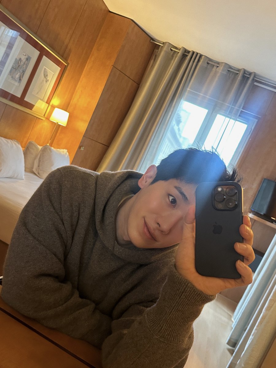 저녁 챙겨먹어!! 따듯한 우동이라도 먹어

#원호 #WONHO