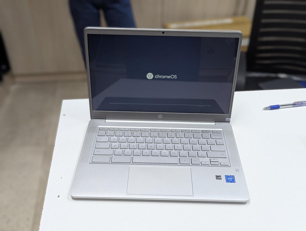 ibn_bc's tweet photo. Chromebook x360 12b-ca0014TU*l
OSChrome OS
CPU Pentium Silver N5030 
8GB RAM 
touchscreen display
Battery hours: 8hrs plus 
Type c ports 
Note it's not windows based but chrome operating system. 
K3800

Contact us on: +260974580340
Location royal Lutanda mall, freedom way https://t.co/hXvPoyugWB