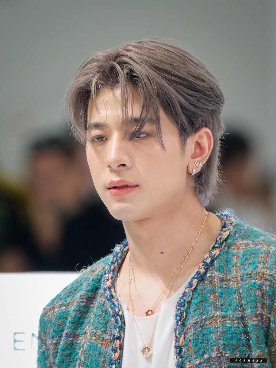 forsvrnandmore's tweet photo. i wake up with this love hangover~♡

#ChanelJewelryxPORSCHE 
#XXSIVK 
#PorscheSivakorn https://t.co/2RFN5z2I80