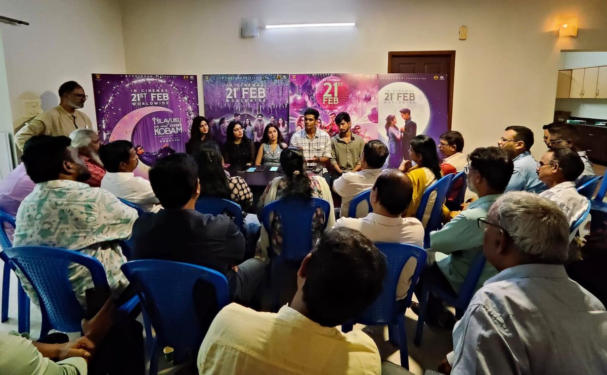 cineulagam's tweet image. The lead actors of #NEEK interacted with print and social media last evening to share their experiences and excitement surrounding the film. 📸😍📝

#NEEKFromFeb21

#DD3 #NilavukuEnMelEnnadiKobam

A #Dhanush Directorial 🎬
A @gvprakash musical 🎶 

@dhanushkraja @wunderbarfilms