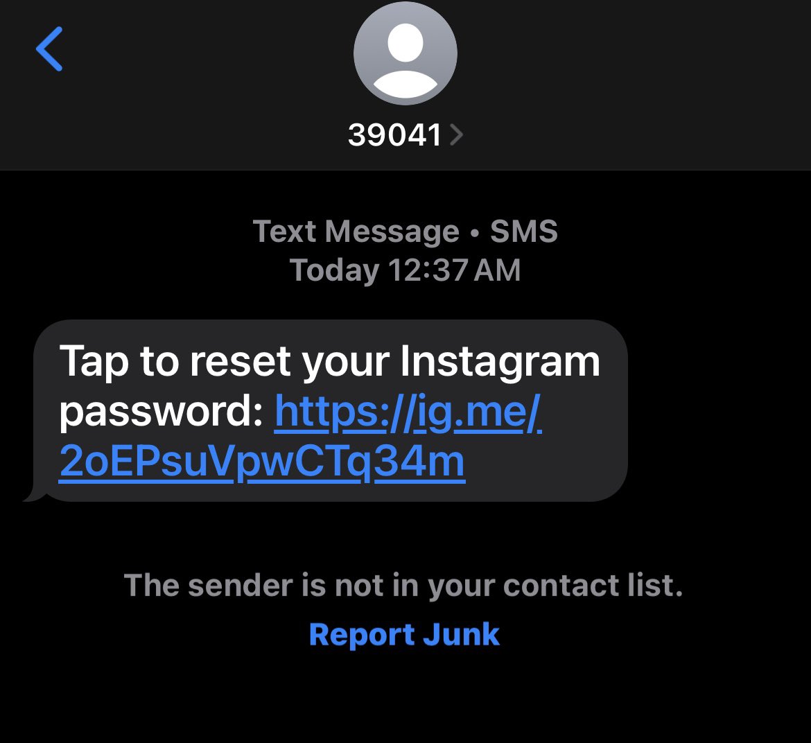 JordonPP's tweet photo. This is a new one for me. Scammers trying to take over your instagram account Another scam. Remember never clicks on links in texts and emails. https://t.co/dKnyyR594i